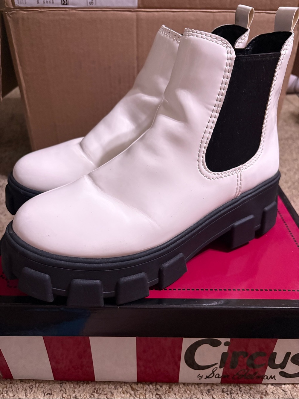Circus by Sam Edelman - Darielle White Patent Boots with Black Lug Sole - Picture 2 of 4